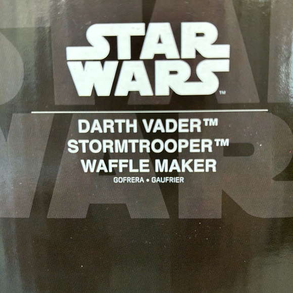 Disney Star Wars Waffle Maker - Picture 3 of 3